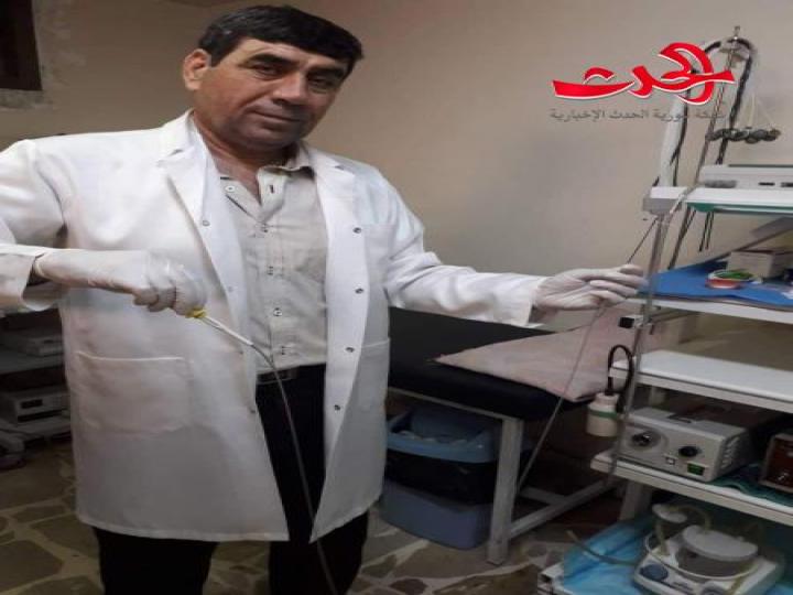 طبيب بدرعا يستخرج دبوس من بطن امرأة دون تدخل جراحي