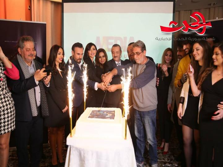 أسرة "سر" تحتفل بانتهاء التصوير وتطلق البرومو