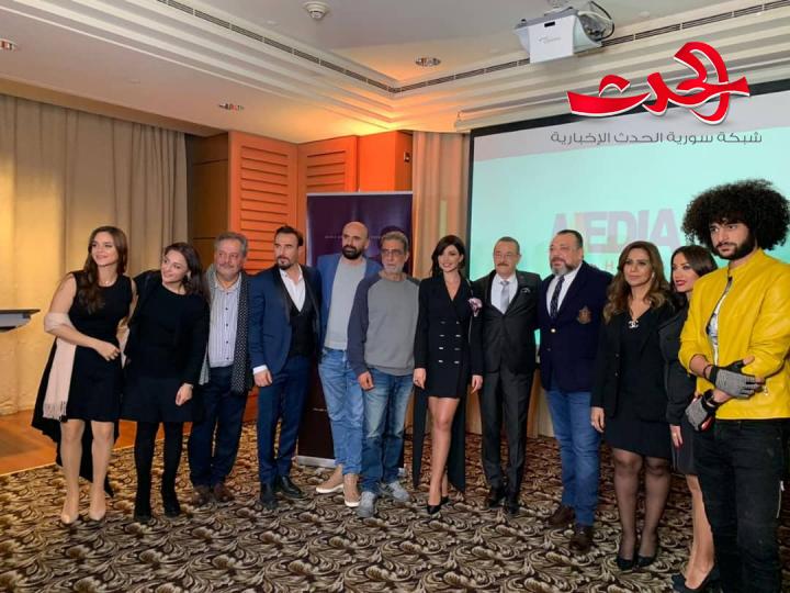 أسرة "سر" تحتفل بانتهاء التصوير وتطلق البرومو