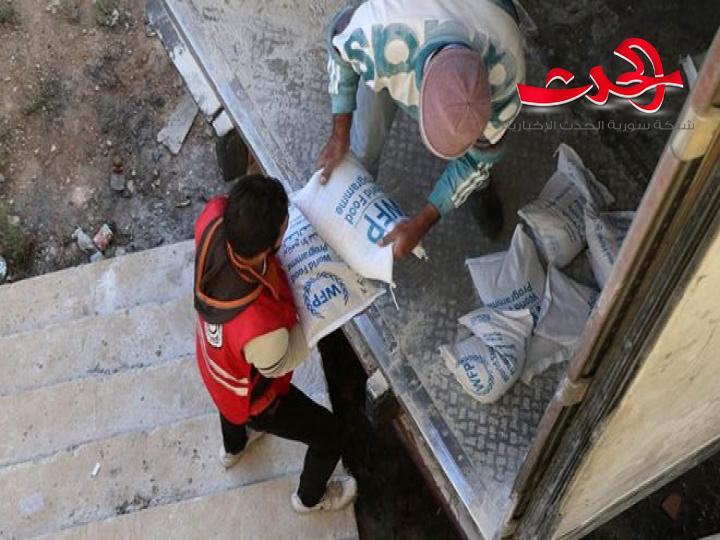 قافلة مساعدات غذائية للأهالي في بلدتي النعيمة وبصر الحرير بدرعا