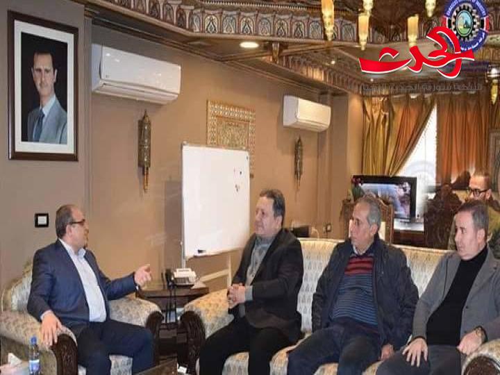 الاقتصاد تدرس إلغاء ٢٥٪ من اجازات الاستيراد للصناعيين