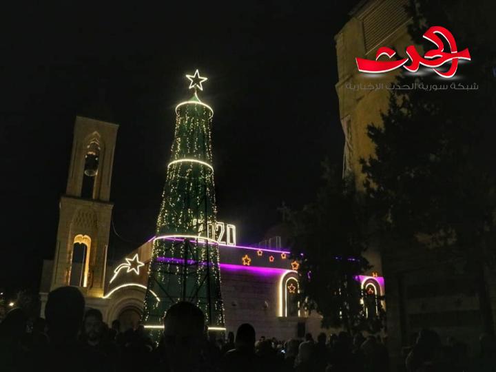 بمناسبة أعياد الميلاد ورأس السنة احتفالا ميلادياً في مدينة دير عطية