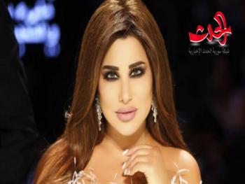 نجوى كرم تتخطى الفن وتغرد في السياسة