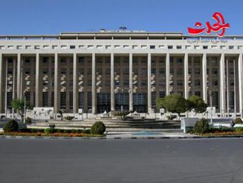  المصرف المركزي : اسعار مبادرة قطاع رجال الاعمال هي المعتمدة.. الدولار يسجل 600 ليرة