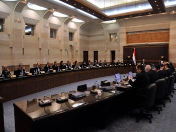 مجلس الوزراء :تفعيل عمل لجان مراقبة الأسواق لضبط الأسعار والبيع وفق نشرات التسعير المعتمدة