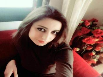 الحياة البيضاء للشاعرة غرام جميل عدره
