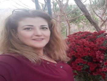 فراق غير مأسوف عليه بقلم الشاعرة سميرة فاضل غانم