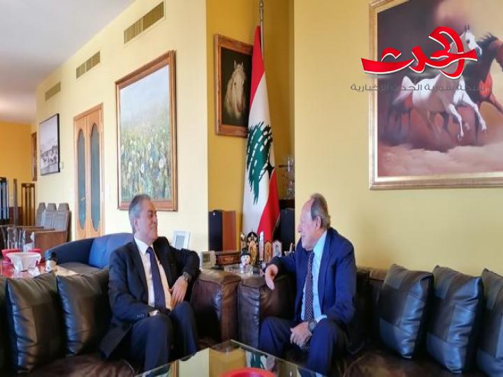 لحود بحث مع السفير عبد الكريم المستجدات عربياً وإقليمياً