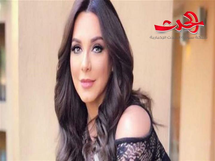 صورة لــ سلاف فواخرجي من أيام الطفولة