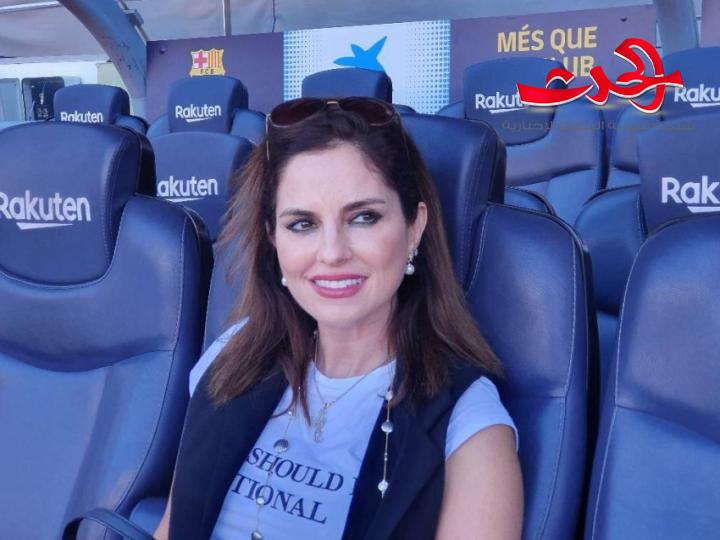 بالصور منال عبدالصمد..الوزيرة اللبنانية التي شغلت العالم بجمالها