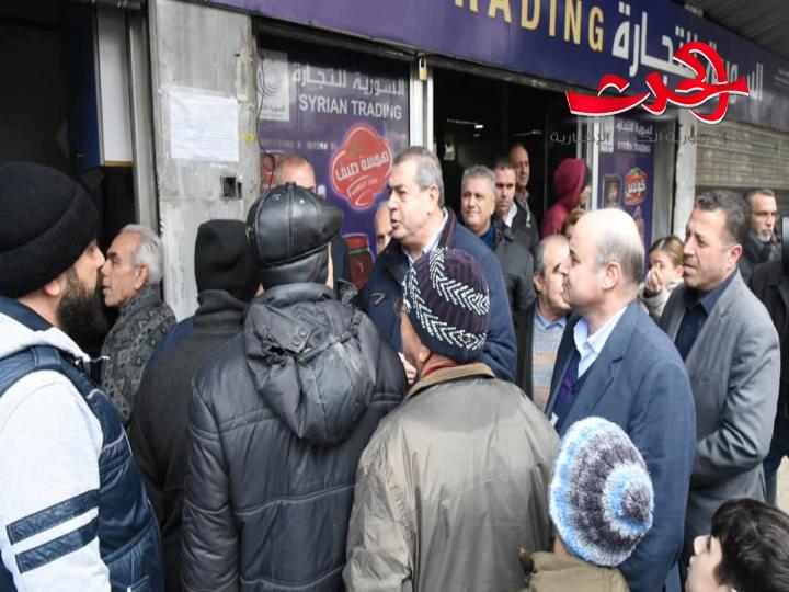 في أول يوم ... 81 الف و851 عائلة استفادت من شراء المواد الغذائية عبر البطاقة الالكترونية.