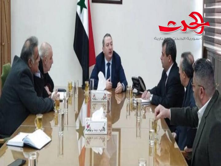 دولار التصدير 805 ل.س وميزات للمصدر تحميه عند التعامل