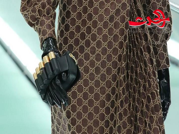 شاهد هذه التصميمات الجديدة.. كورونا يوحي لمصممي الازياء