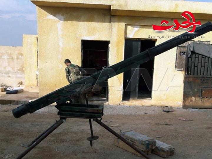 شاهد بالصور.. أسلحة وذخائر أمريكية في بلدة كفرعميم بريف إدلب 