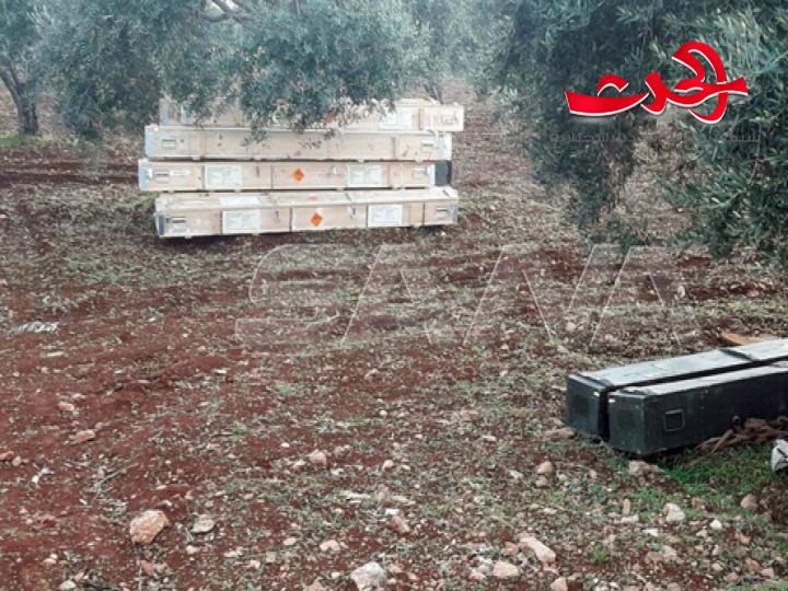 شاهد بالصور.. أسلحة وذخائر أمريكية في بلدة كفرعميم بريف إدلب 