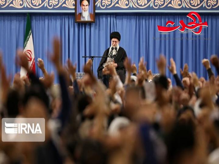 قائد الثورة الإسلامية الإيرانية: مخططات الاعداء ستفشل والمشاركة في الانتخابات بلورة لبرلمان أقوى