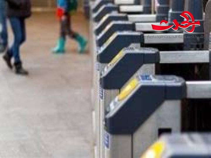 تقنية للدفع التلقائي من طريقة المشي بعيدا عن بطاقات الائتمان