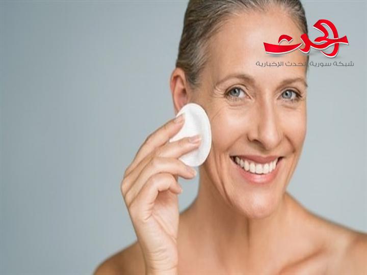 كيف تحافظين على بشرتك خلال مراحل حياتك 