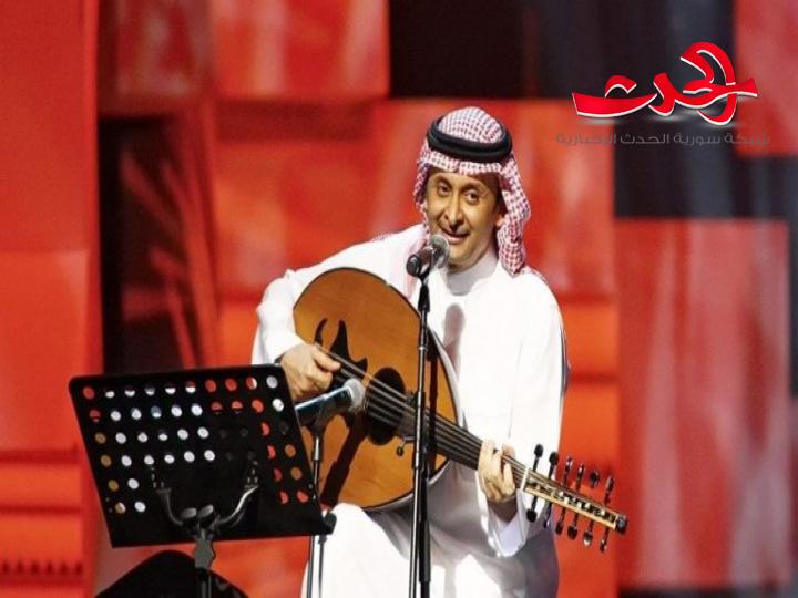 عبد المجيد عبدالله يرد على أحد المتابعين على تويتر قلل من قيمة الاغاني الخليجية