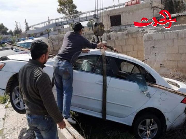 وفاة شخص بانقلاب سيارة من على المتحلق الجنوبي
