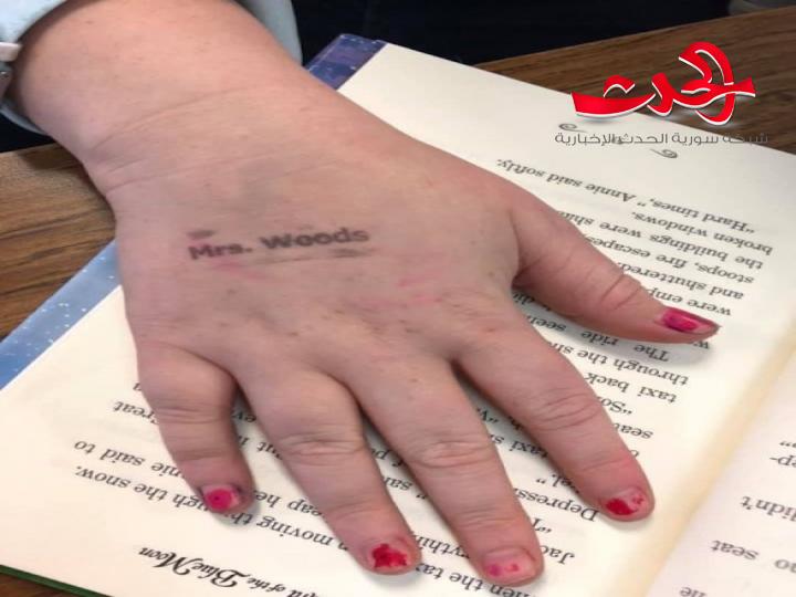 بهذه الطريقة معلمة تشجع طلابها على غسل ايديهم أكثر من مرة وقاية من كورونا