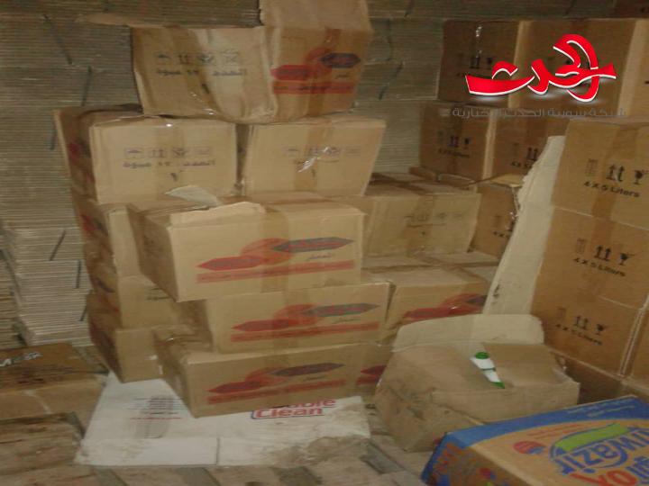 ضبط منظفات و معطرات منتهية الصلاحية ضمن احد معامل المنظفات بمنطقة صحنايا
