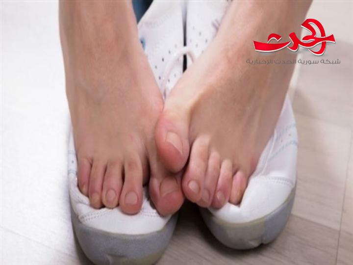 كيف تتخلص من رائحة القدمين المحرجة