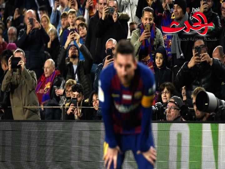شاهد أصوات الكتالونيين تتعالى تشجيعا لميسي من منازلهم في زمن الكورونا