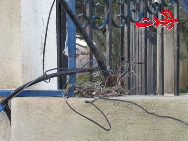 مئات الهواتف معطلة...والتفاصيل بين الصرف الصحي وفرع الاتصالات بالسويداء