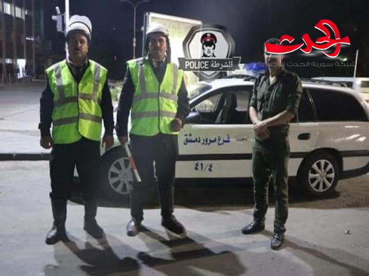 الشرطة في خدمة الشعب.. دورية تقوم بتأمين الدم لطفل في مشفى الاطفال