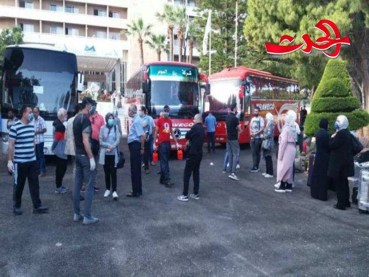 تخريج نزلاء الحجر الصحي من فندقي لاميرا والشاطئ الأزرق