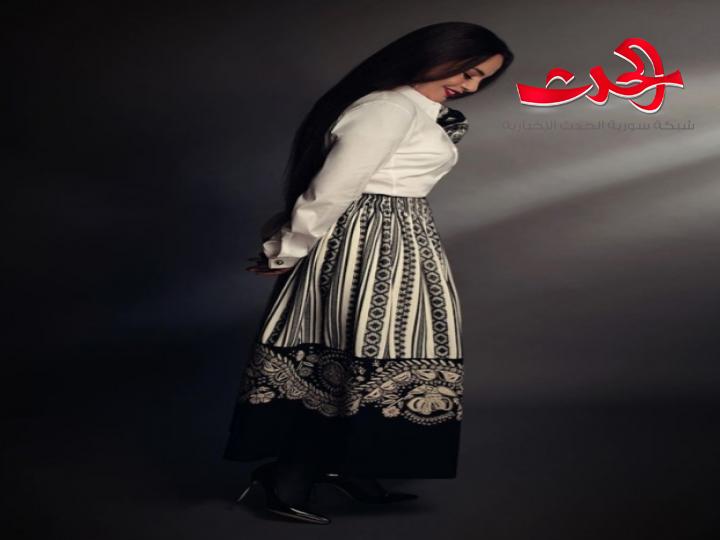 شريهان تعايد على جمهورها بصورة جديدة
