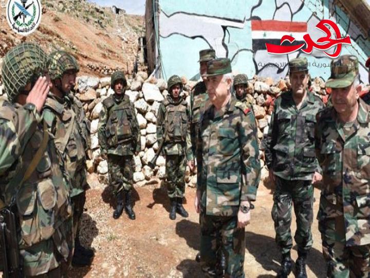 وزير الدفاع علي عبدالله ايوب يزور عدد من النقاط العسكرية في المنطقة الجنوبية