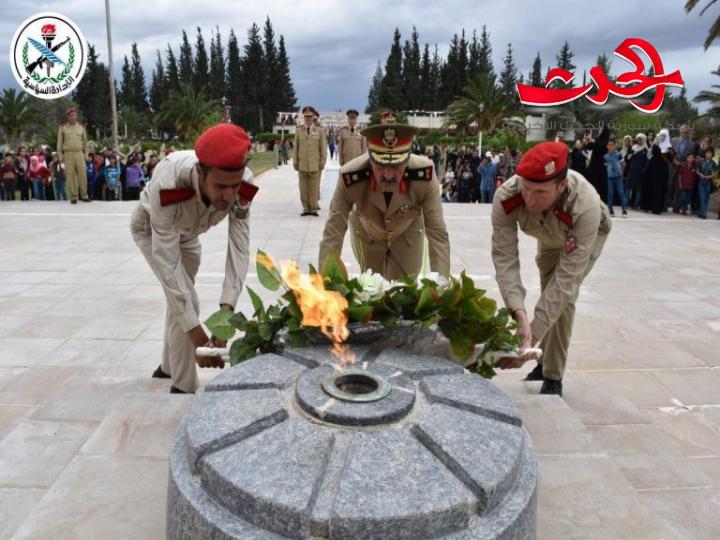 وزير الدفاع علي عبدالله ايوب يزور عدد من النقاط العسكرية في المنطقة الجنوبية