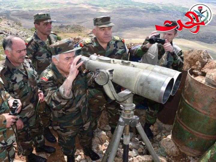 وزير الدفاع علي عبدالله ايوب يزور عدد من النقاط العسكرية في المنطقة الجنوبية