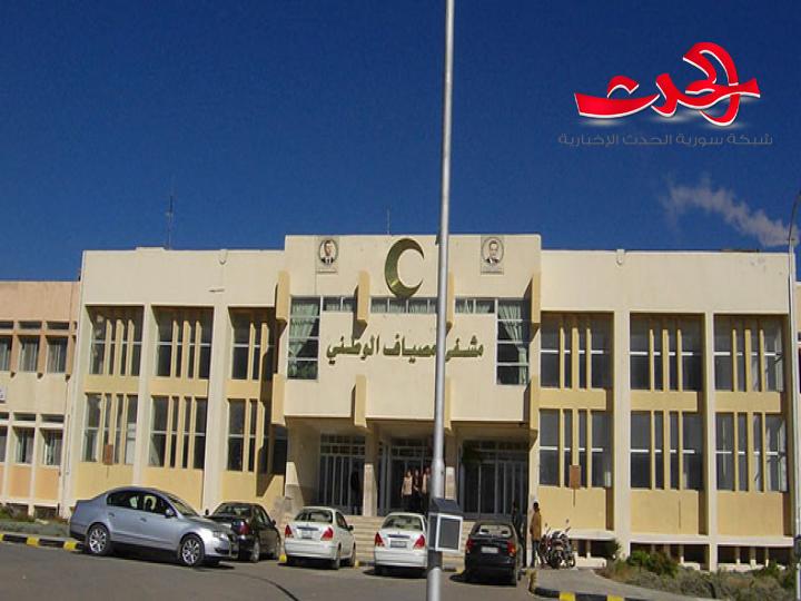 في مشفى مصياف.. هذا الطبيب قطع نقاهته الصحية ليعالج مريضا وينقذه من الشلل