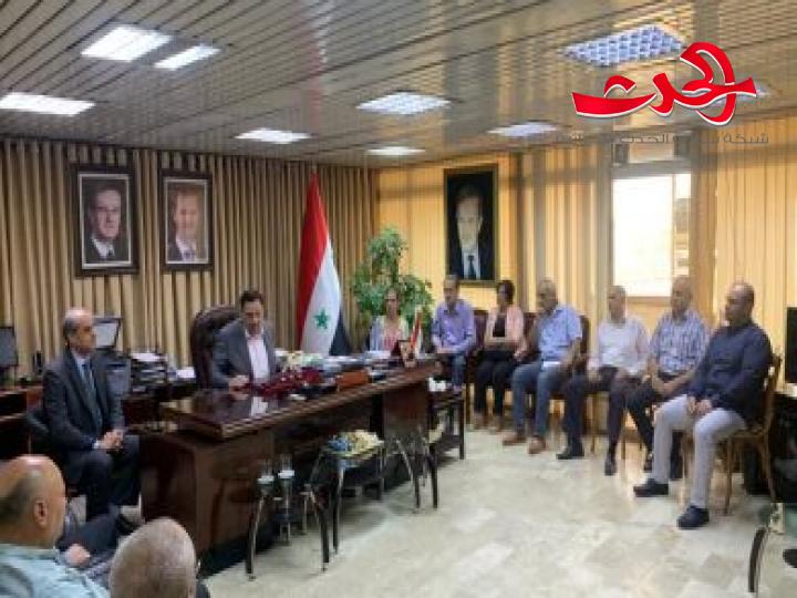 وزير المالية يشدد على انهاء ملف التراكم الضريبي واطلاق قانون البيوع العقارية 