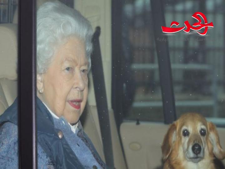 لأول مرة بعد جائحة كورونا.. الملكة اليزابيت خارج قصرها