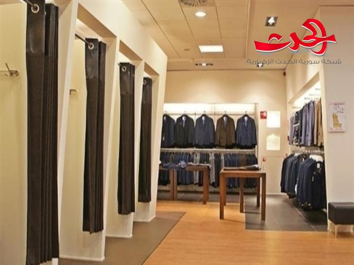 مع عودةافتتاح المتاجر عالميا.. جدل يثار حول غرف القياس