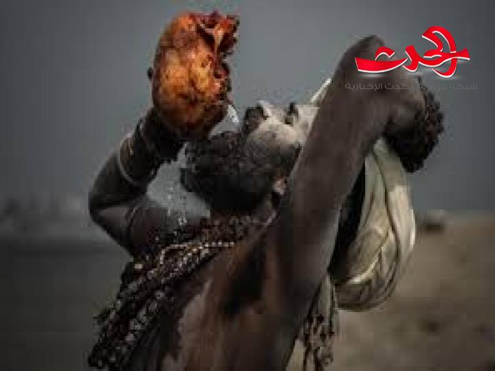شاهد هذه الصور لقبيلة تلتهم لحوم البشر وتعرف إلى خفاياها