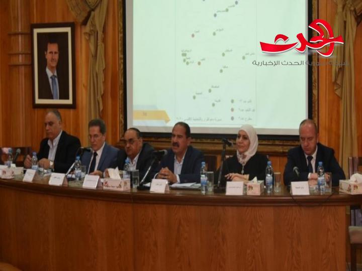 وزير التجارة الداخلية من طرطوس: تبدلات سعر الصرف تسببت بتأرجح بالسوق ولدينا حلول قريبة