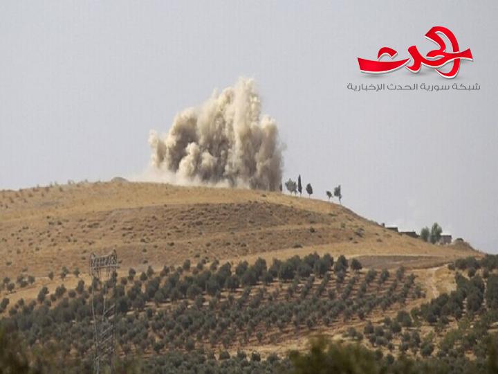 الطيران الحربي السوري يستهدف أرتالا من المسلحين في جبل الزاوية