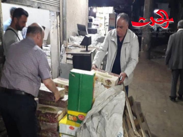 وزير التجارة في زيارة مفاجئة لسوق الهال وضبط مواد مهربة خلال الجولة