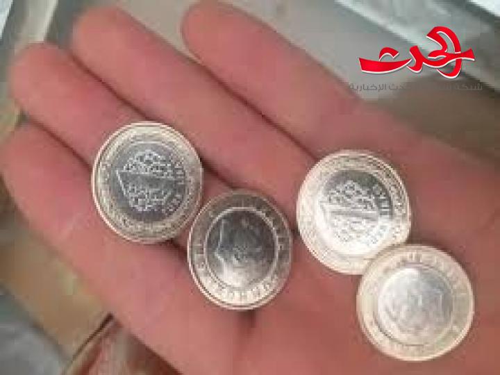 معارضة تركية تتساءل عما تفعله العملة التركية في الشمال السوري؟