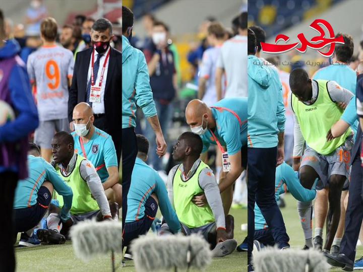 في زمن الكورونا.. لاعب يتلقى ضربة في المدرجات الخالية