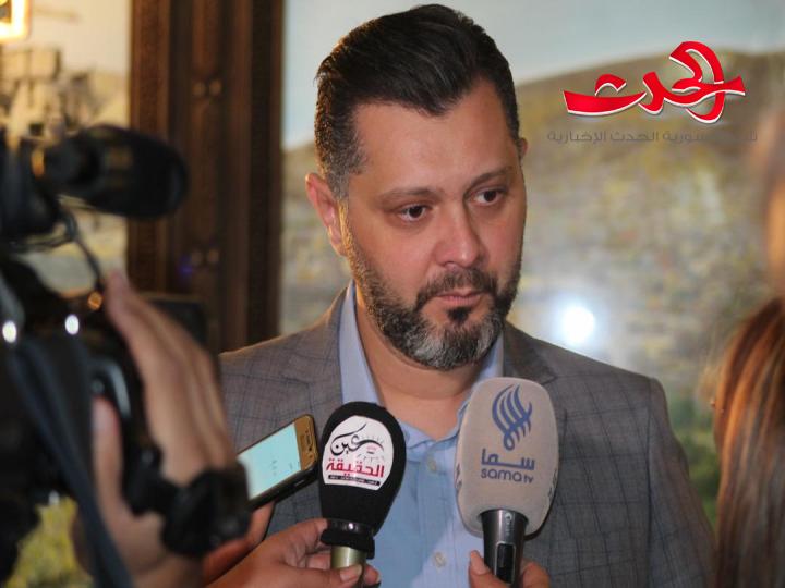 خلال لقاء الوزير مع تجار دمشق.. محمد نذير الحفار يتقدم بمبادرة شخصية ومجانية لتنظيم ونجهيز سوق لبيع المواد الغذائية