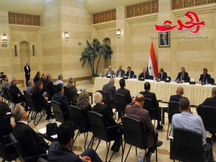 مبادرة لتثبت الأسعار مدة شهرين خلال اجتماع رئيس الحكومة بالتجار
