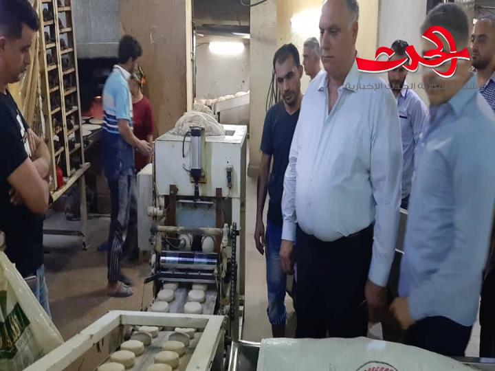 الوزير البرازي في زيارة مفاجئة للمخايز في دمشق.. سجل ملاحظات حول سير العملية الانتاجية