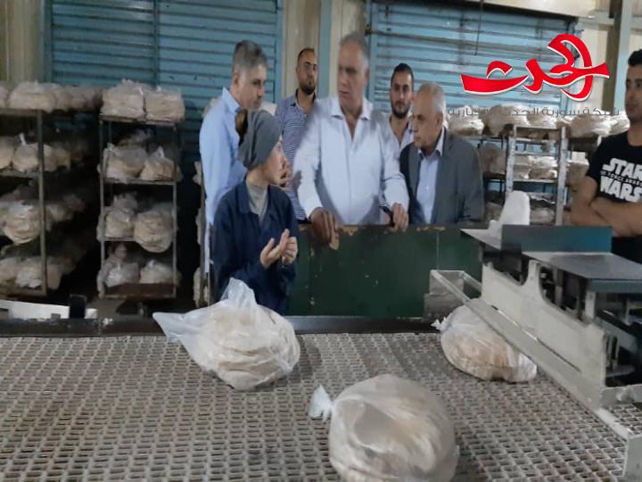 الوزير البرازي في زيارة مفاجئة للمخايز في دمشق.. سجل ملاحظات حول سير العملية الانتاجية