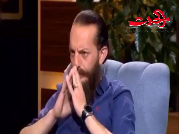 اويس مخللاتي الهارب من منزل والديه يهاجم نقيب الفنانين والدراما السورية
